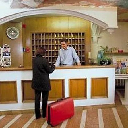 Hotel Der Tannenbaum Munich